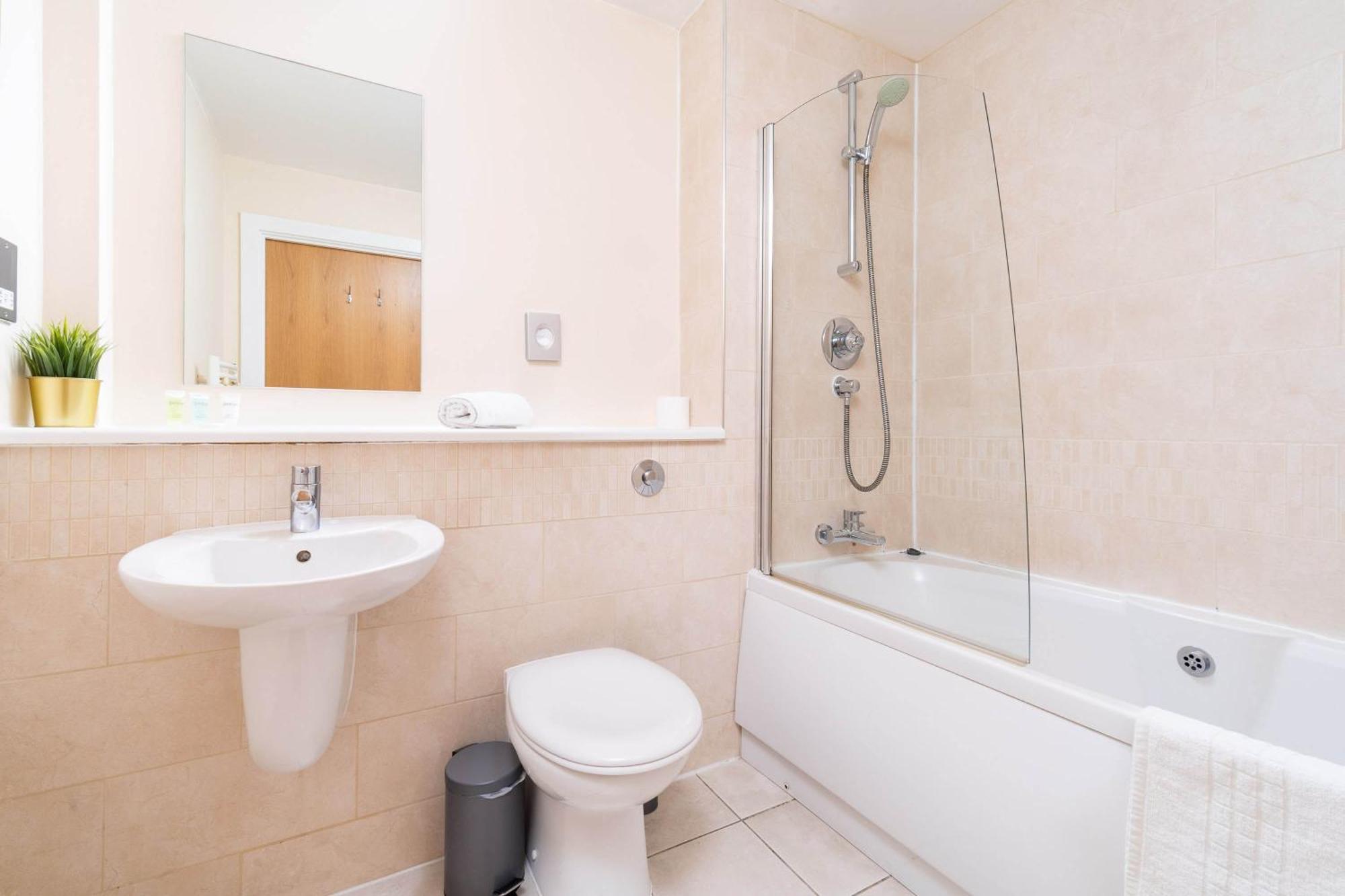 Stylish Birmingham City Centre - 2 Bed - Secure Parking - 5Ac 외부 사진